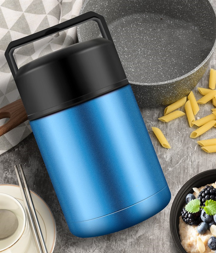 boite alimentaire bleu repas chaud