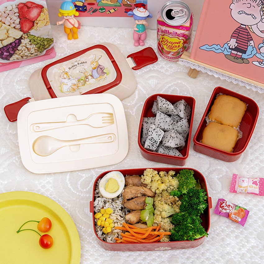 bento rouge pour enfants lapin repas