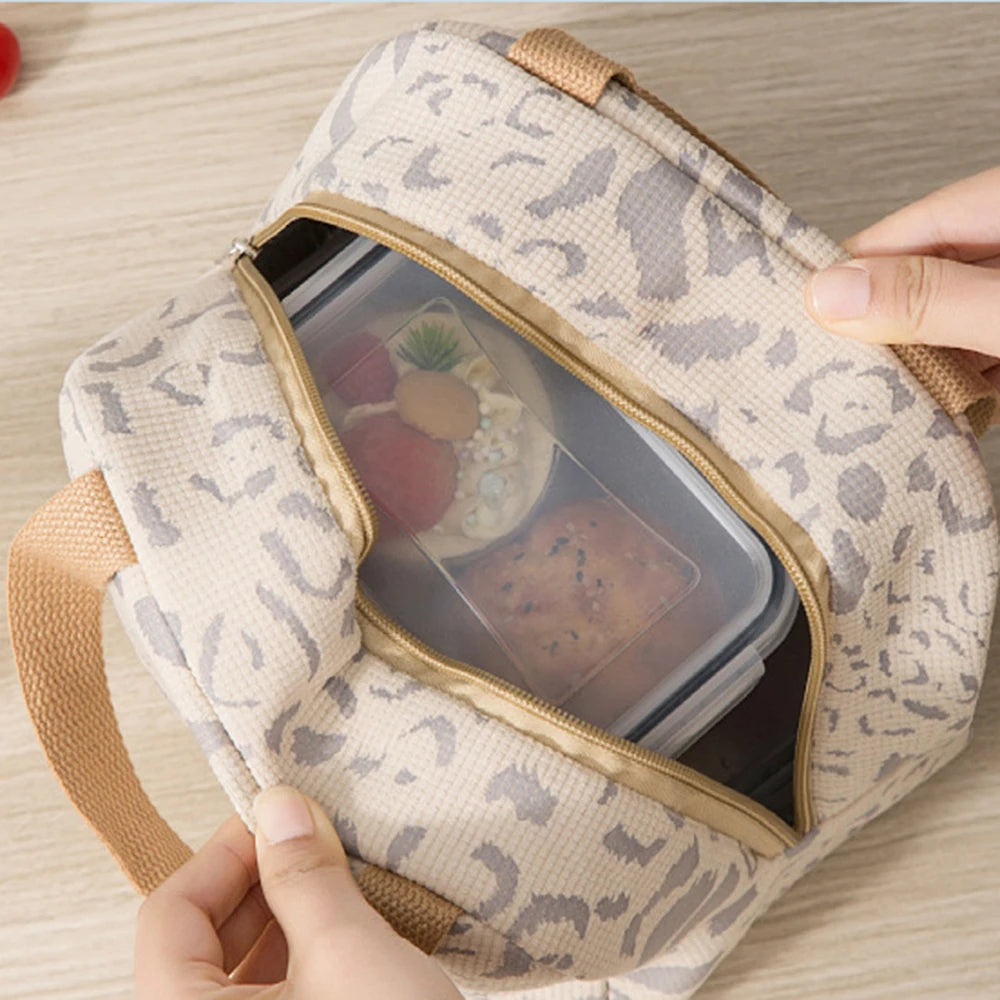 Sac Isotherme Portable Motif Léopard 23 cm