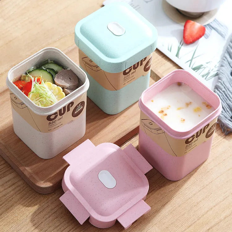 boîtes à soupe 600ml avec aliments sains verte rose blanche